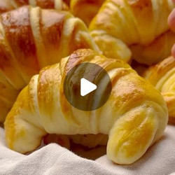 Soft Croissant Rolls
