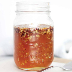 Spicy Hot Honey Sauce Recipe (garlic And Chili Infused Honey)