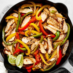 Chicken Fajitas - Easy &amp; Flavorful!