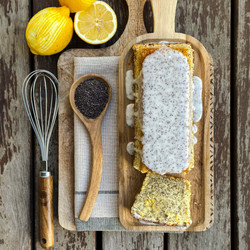 Lemon Poppy Seed Cake