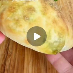 Pesto Stuffed Pitta
