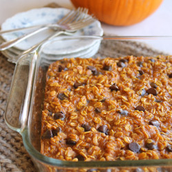 Pumpkin Chocolate Chip Baked Oatmeal
