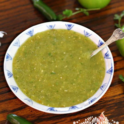 Spicy Tomatillo Salsa Verde
