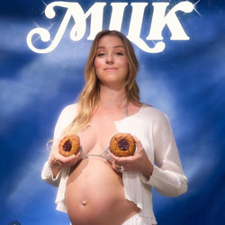 Big Titty Cookies With Molly Baz