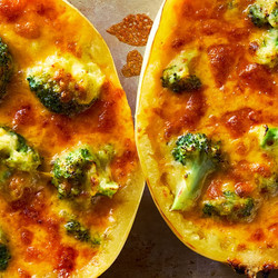 Cheesy Broccoli Cheddar Spaghetti Squash