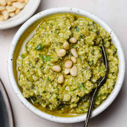 5-minute Green Olive Tapenade (in A Food Processor)
