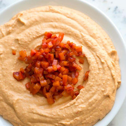 Easy Roasted Red Pepper Hummus