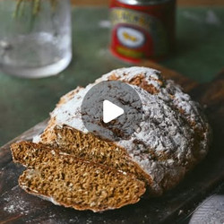 Treacle Soda Bread