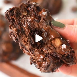 Chocolate Banana Cookies