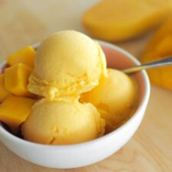 Mango Ice Cream In A Blender! ไอศรีมมะม่วง ง่ายสุดๆ