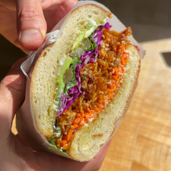 Vegan Tofu Chik'n Sammie