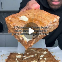 Brown Butter Salted Caramel Blondies