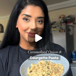 Caramelised Courgette &amp; Onion Pasta