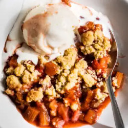 Strawberry-rhubarb Crisp