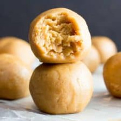 3 Ingredient Peanut Butter Bites