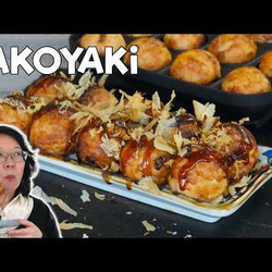 Takoyaki (japanese Street Food)