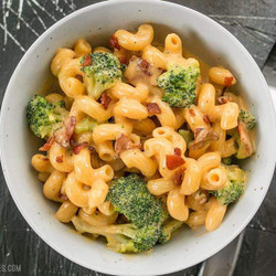 One Pot Bacon Broccoli Mac And Cheese