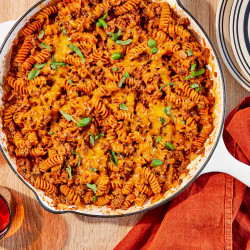 Ground Beef &amp; Pasta Skillet