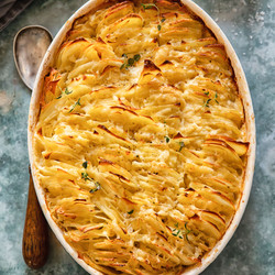 Scalloped Potatoes With Caramelised Shallots