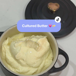 Cultured Butter And Buttermilk