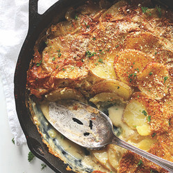 Garlic Scalloped Potatoes