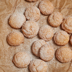 Amaretti Biscuits
