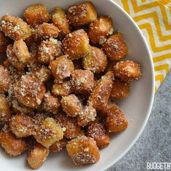 Parmesan Garlic Pretzel Bites