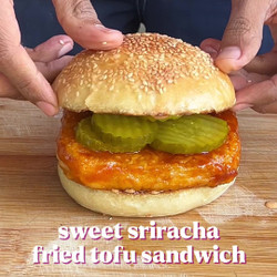 Sweet Sriracha Fried Tofu Sandwich