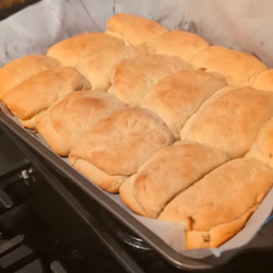 Mama Ragland Yeast Rolls