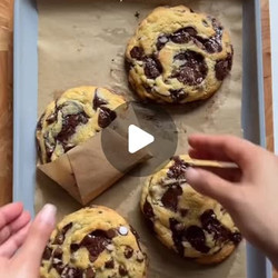 Thick Gooey Chocolate Chip Cookies
