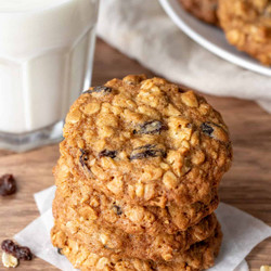 Oatmeal Raisin Cookies