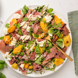 Salade Met Parmaham, Mozzarella En Perzik