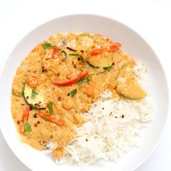 Veggies &amp; Lentils in Peanut Sauce