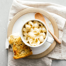 Dorm Room Microwave Mug Mac &amp; Cheese · I Am A Food Blog