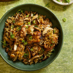 Crispy Brown Rice With Soy Chicken And Shiitake Mushrooms (ATK)