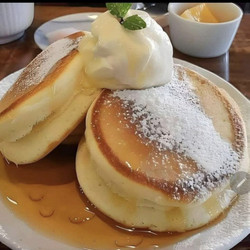 Fluffy Japanese Pancakes