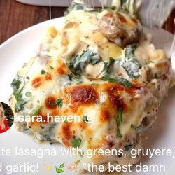 WHITE LASAGNA WITH GREENS, GRUYERE, &amp; GARLIC (cook chicken during break)
