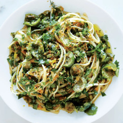 Linguine With Green Olive Sauce And Zesty Breadcrumbs