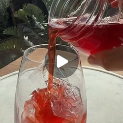Strawberry Top Cordial drinks