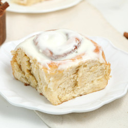 The Best Soft And Fluffy Homemade Cinnamon Rolls (bakery-style With Cream Cheese Frosting)