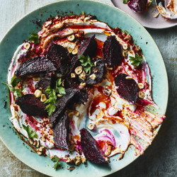 Geroosterde Bietjes Met Harissayoghurt