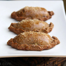 Empanadas Au Pain D’épices Garnies De Poire