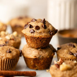 Healthy Banana Chocolate Chip Muffins
