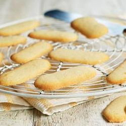 Langues De Chat Biscuits - Cats Tongue Biscuit
