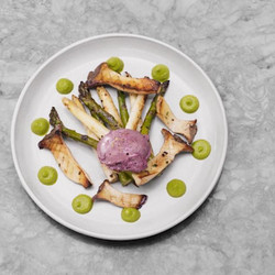 Gordon Ramsay’s Recipe For Sautéed Asparagus