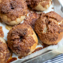 Sourdough Cinnamon Crunch Bagels