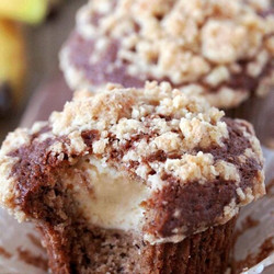 Cheesecake Banana Bread Muffins
