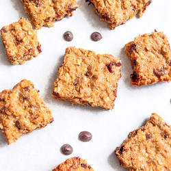 Oatmeal Chocolate Chip Cookie Bars