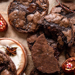 Vanilla Hot Chocolate Molten Cookies
