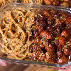 Caramelized Onion Chicken Pasta